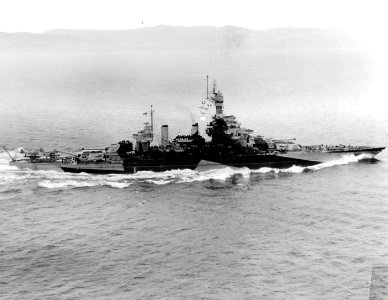 USS Maryland (BB-46) on speed trials in Puget Sound, April 1944 (19-N-65057)