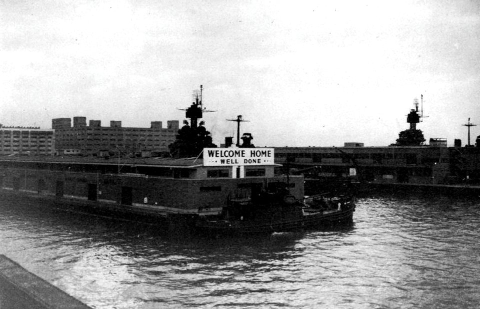 USS Maryland (BB-46) and USS Colorado (BB-45) docked at San Diego, California (USA), in November 1945