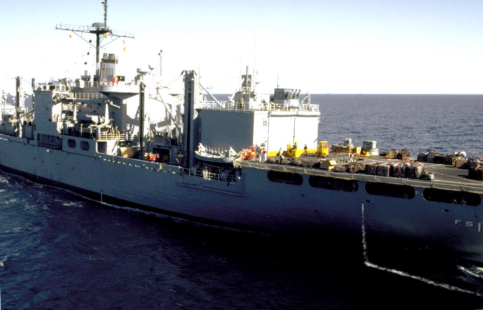USS Mars (AFS-1) underway on 13 July 1987 (6423968)