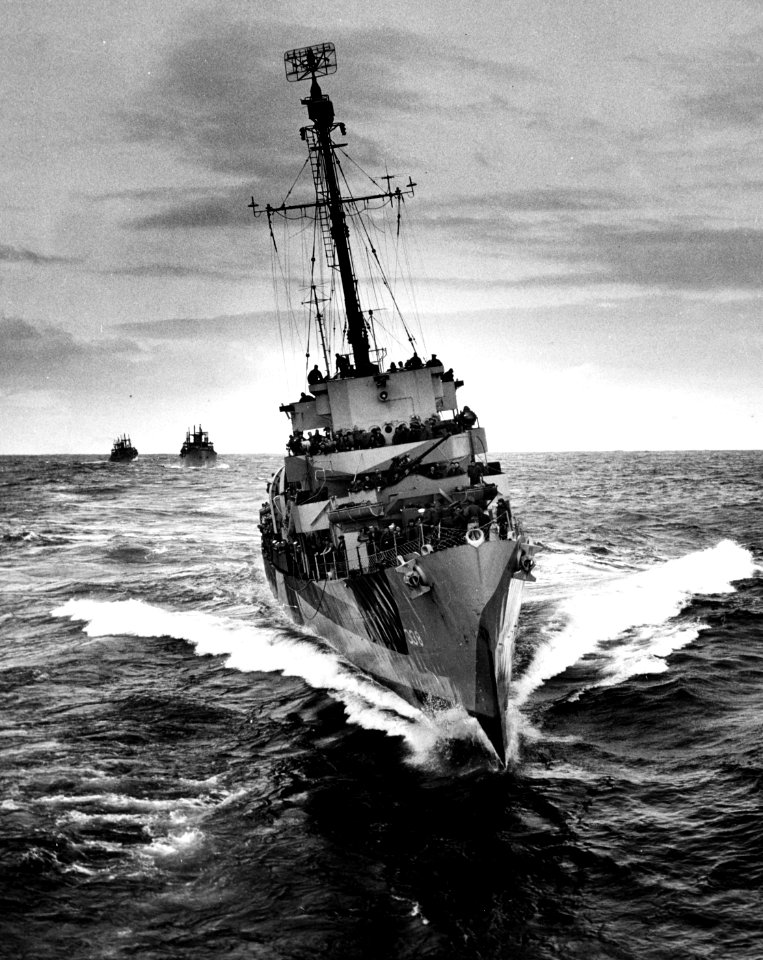 USS Martin H. Ray (DE-338) escorting a convoy in the Atlantic Ocean, in 1944-1945 (26-G-4502)