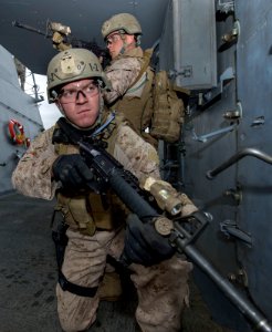 USS MASON (DDG 87) 140112-N-PW661-075 (12098566265)