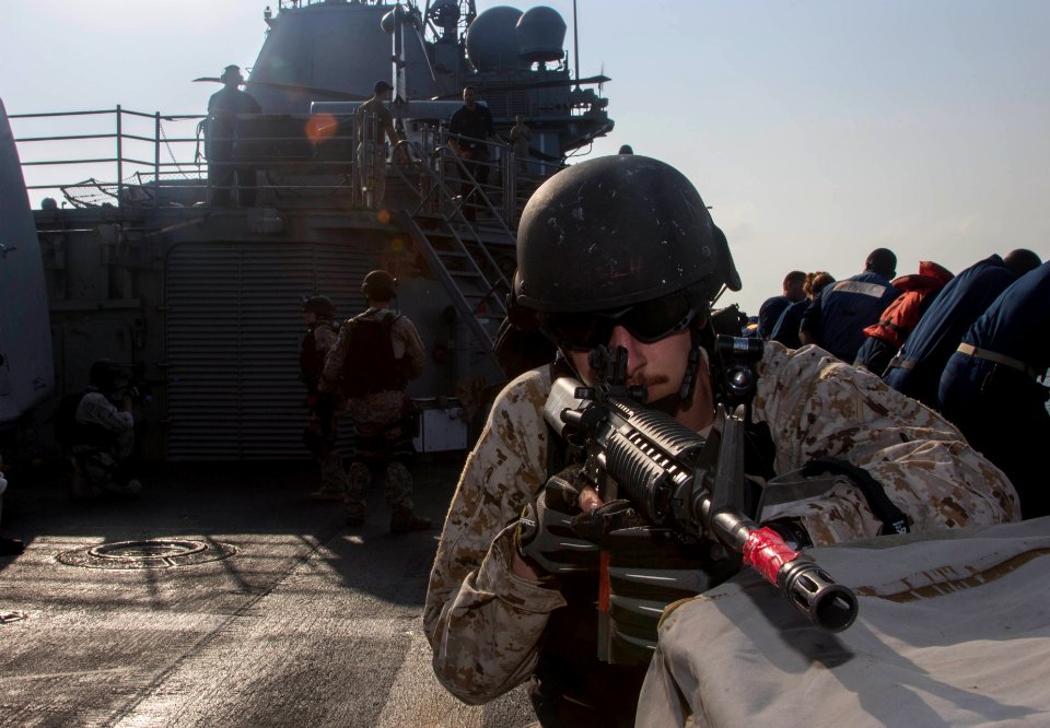 USS MASON (DDG 87) 131113-N-PW661-018 (11064795396)