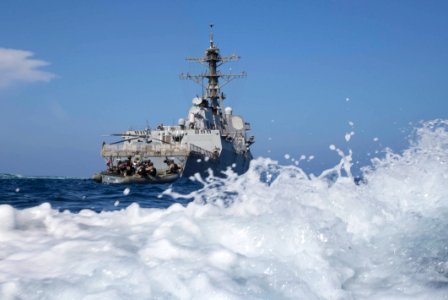 USS MASON (DDG 87) 131122-N-PW661-055 (11185885594)