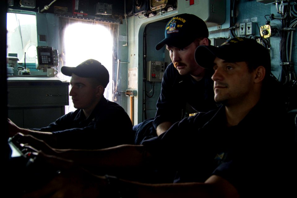 USS Mason (DDG 87) Red Sea Operations 161010-N-CL027-141