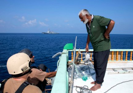 USS MASON (DDG 87) 131123-N-PW661-013 (11185699535)