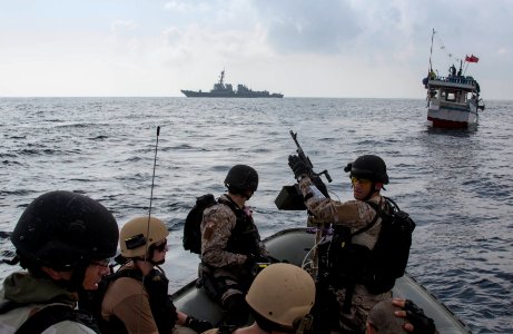 USS MASON (DDG 87) 131121-N-PW661-021 (11185774954)