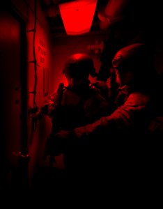 USS MASON (DDG 87) 140112-N-PW661-043 (12098577165)
