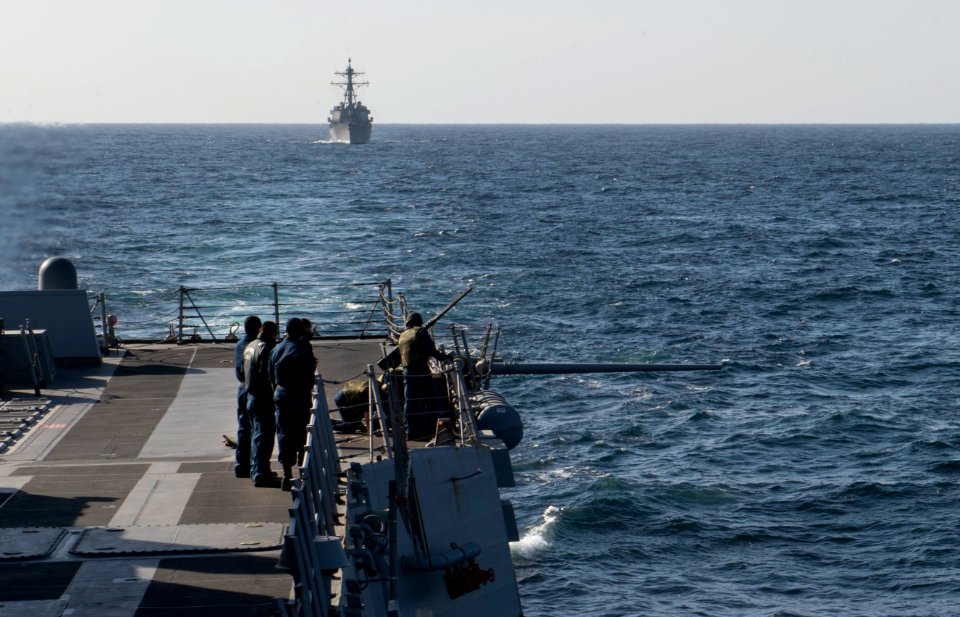 USS MASON (DDG 87) 131230-N-PW661-035 (11772878595)