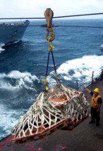 USS Mason (DDG 87) 160825-N-CL027-403