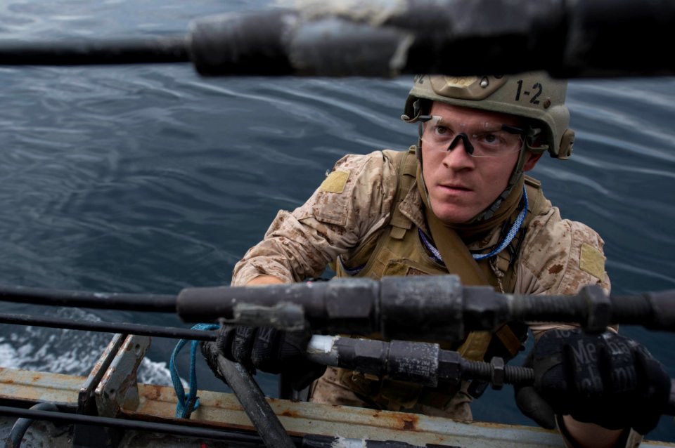 USS MASON (DDG 87) 140112-N-PW661-068 (12098850923)