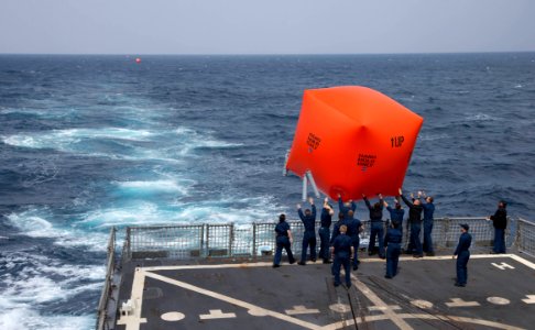 USS Mason sailors prepare for live-fire exercise 140214-N-PW661-010 photo