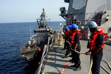 USS Mason (DDG 87) Patrol Craft Exercises 160912-N-CL027-135 photo