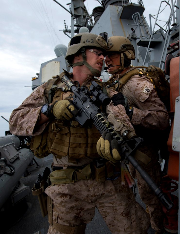 USS MASON (DDG 87) 140112-N-PW661-074 (12098567585)