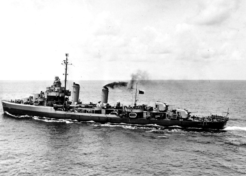 USS McCook (DD-496) in the Atlantic 1943
