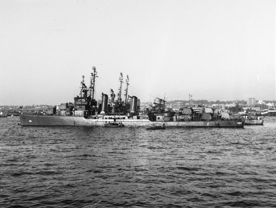 USS McCalla (DD-488) moored off San Diego, California (USA), circa 1945-1946 (NH 89288)