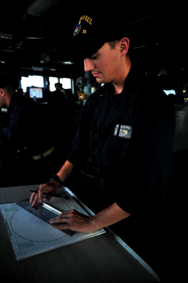 USS McFaul (DDG 74) 150524-N-HQ940-013 (17997678340)