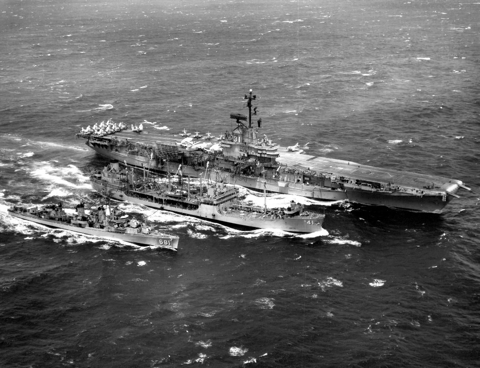 USS Mattaponi (AO-41) refueling Bon Homme Richard (CVA-31) and Hopewell (DD-681) 1963