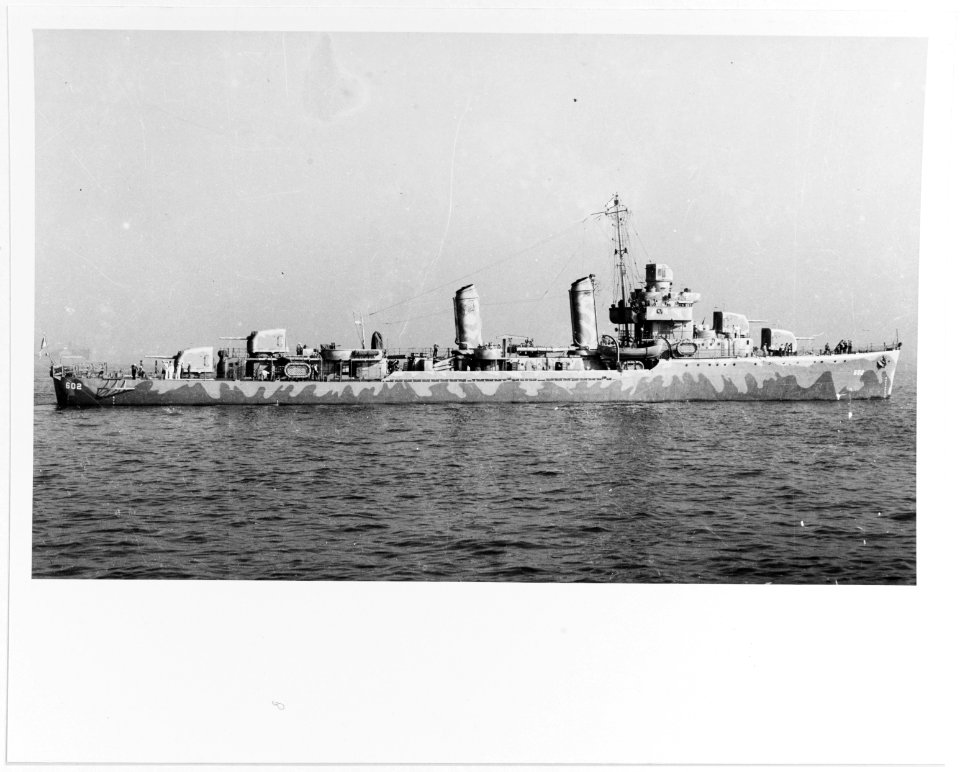 USS Meade (DD-602) - 19-N-30843