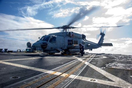 USS McCampbell operations 140129-N-IP531-144