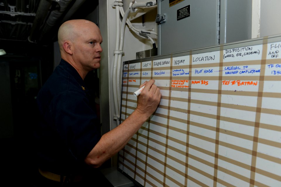 USS Mesa Verde 140409-N-BD629-005