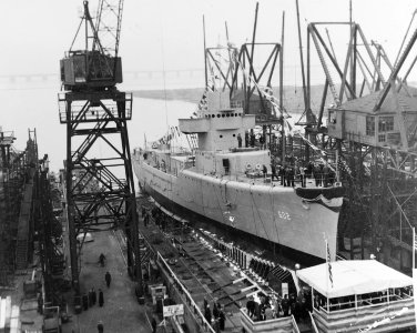 USS Meade (DD-602) - 19-N-30808
