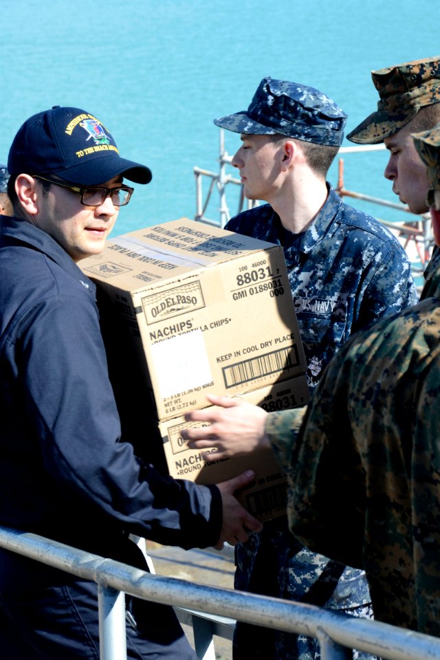 USS Mesa Verde operations 140224-N-HB951-146