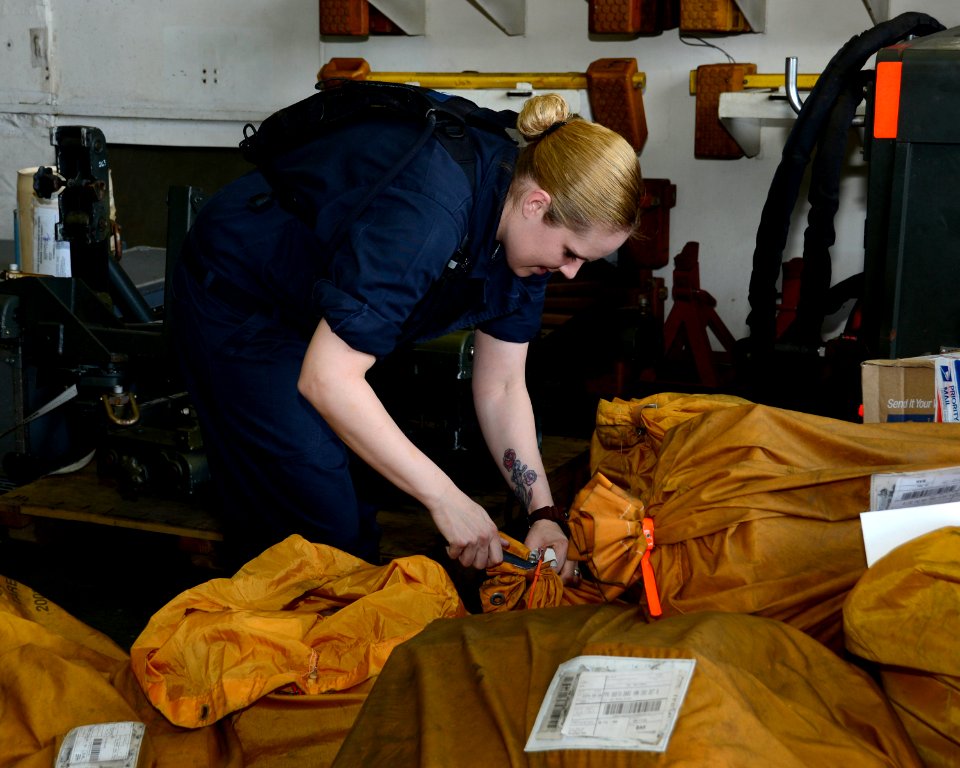 USS Mesa Verde operations 140320-N-HB951-079