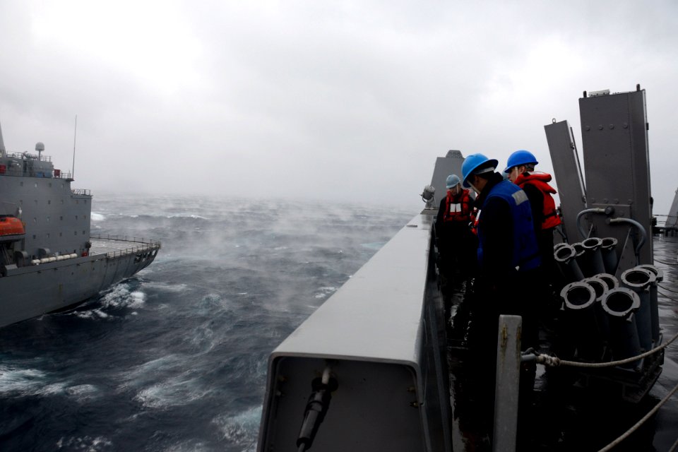 USS Mesa Verde replenishment 140211-N-HB951-020