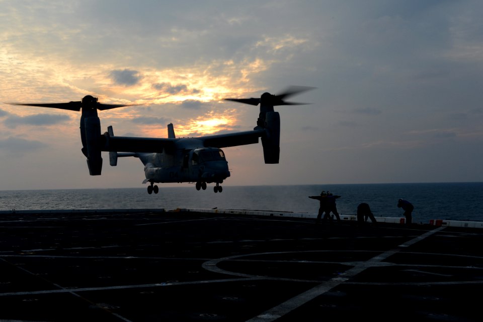 USS Mesa Verde deployment 140210-N-BD629-160