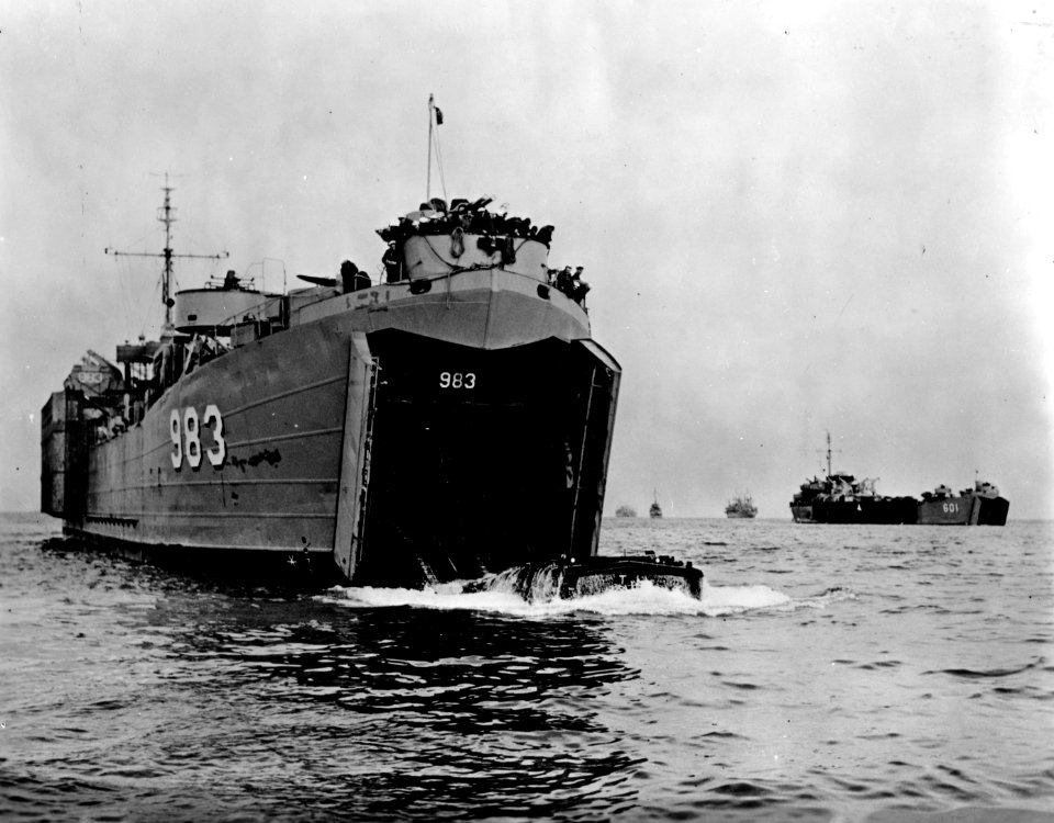 USS Middlesex County (LST-983) launches a LVTP-5, in the 1960s (L45-182.02.01)