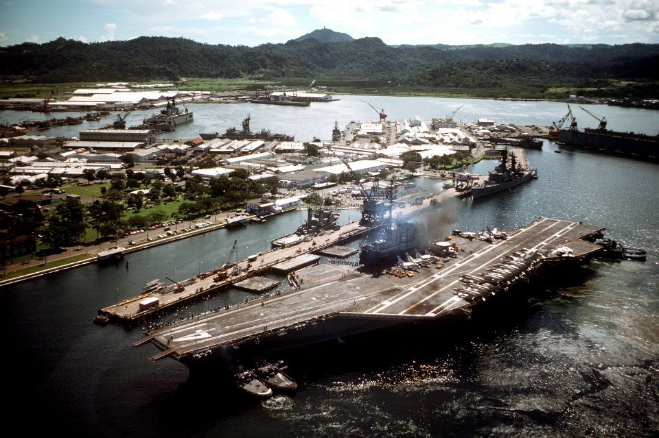 USS Midway (CV-41) at Naval Station Subic Bay, Philippines, on 14 September 1982 (6383125)