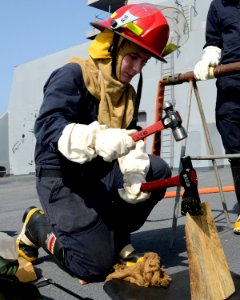 USS Mesa Verde general quarters drill 140327-N-HB951-125