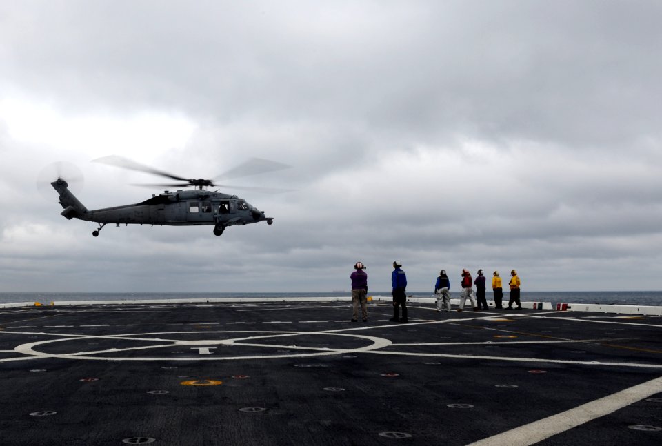 USS Mesa Verde operations 130213-N-NL541-061