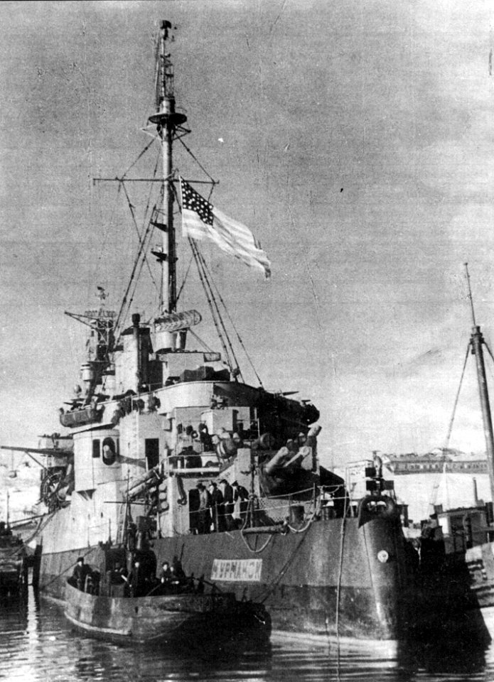 USS Milwaukee (CL-5) before transfer to the Soviet Union, circa in April 1944