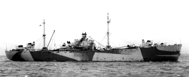 USS Mindanao (ARG-3) at Norfolk, Virginia (USA), on 16 December 1943 (BS 60181)