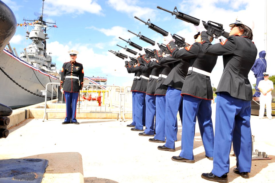 USS Missouri Memorial Association commemorates 68th anniversary of the end of World War II, unveils statue of Fleet Adm. Chester W. Nimitz 130902-N-PJ759-137