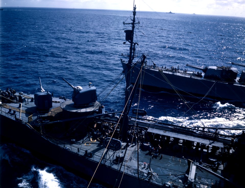USS Minneapolis (CA-36) refueling from USS Platte (AO-24), in January 1944 (80-G-K-107)