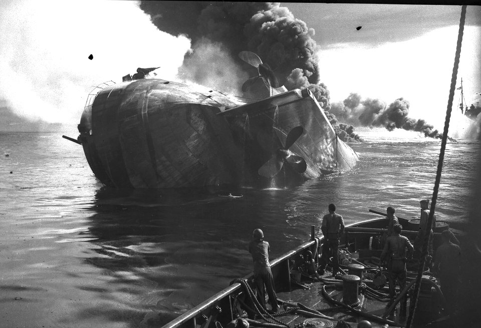 USS Mississinewa (AO-59) 20 November 1944
