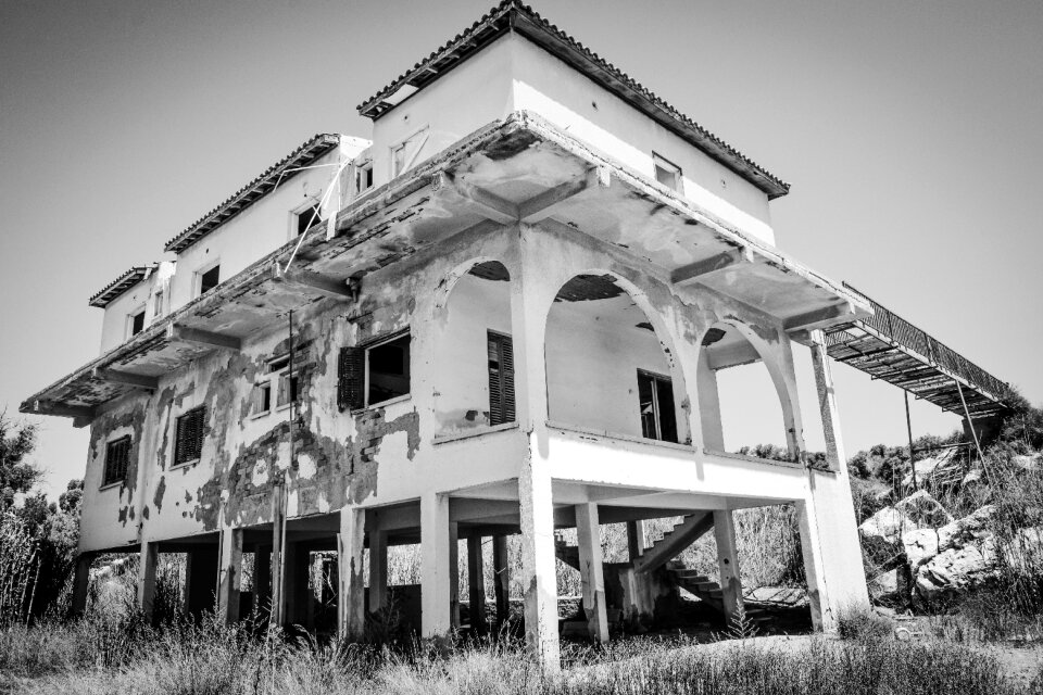Destruction damage disaster