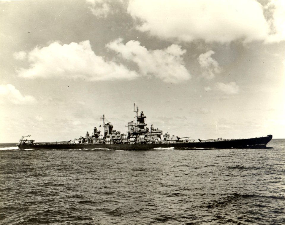 USS Missouri BB-63 1945