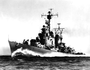 USS Mitscher (DL-2) underway at sea on 13 July 1962 (L45-189.03.01)