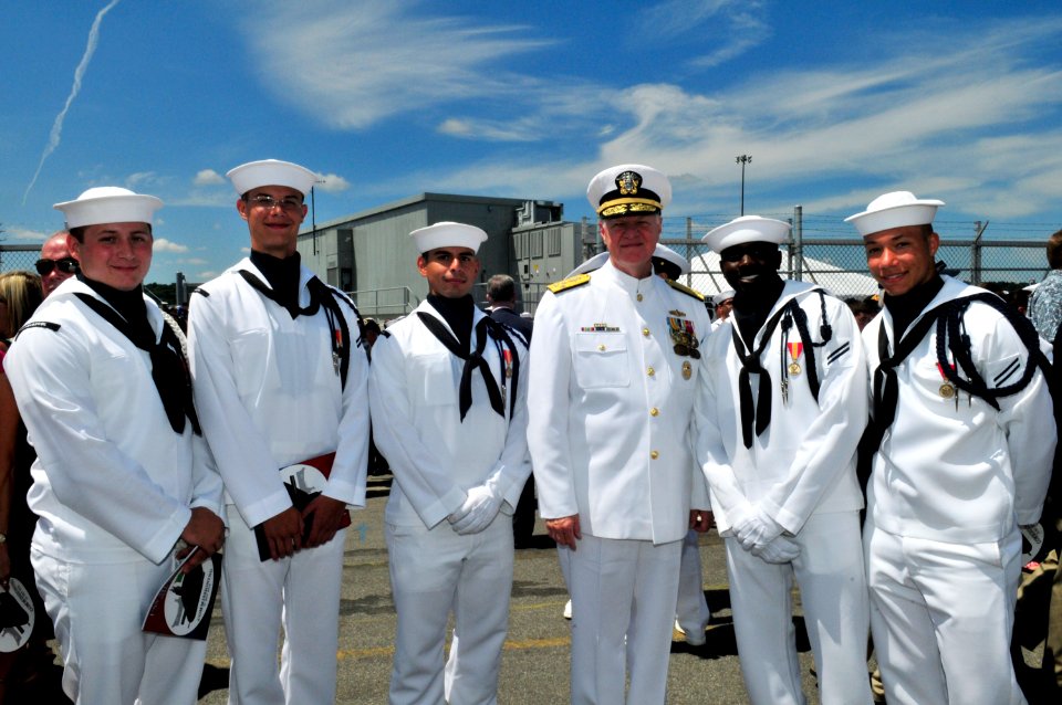 USS Missouri commissioning ceremony 100731-N-FI224-249