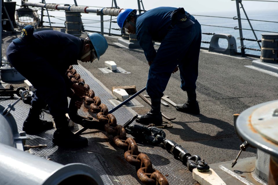 USS Mitscher (DDG 57) 150216-N-RB546-197 (15956930763)
