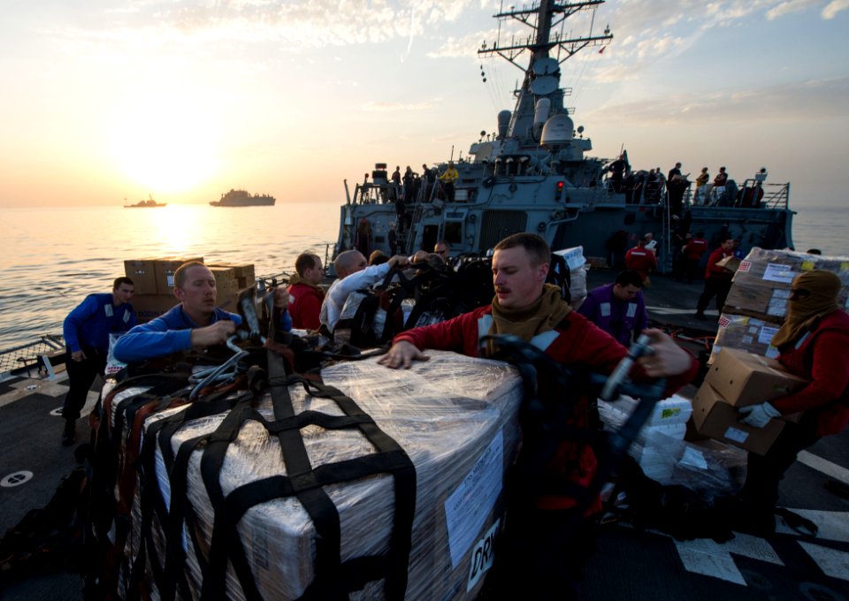 USS Mitscher (DDG 57) 150213-N-RB546-118 (15924049044)