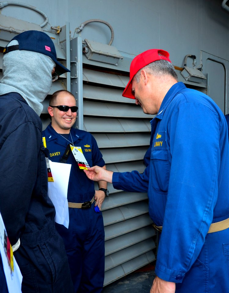 USS MONTEREY (CG 61) 130727-N-QL471-207 (9389341913)