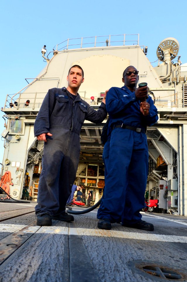 USS MONTEREY (CG 61) 130725-N-QL471-218 (9376658328)