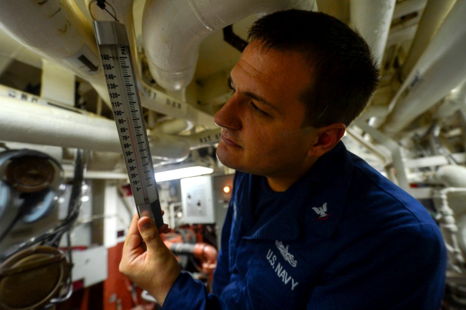 USS MONTEREY (CG 61) 130724-N-QL471-029 (9367463381)