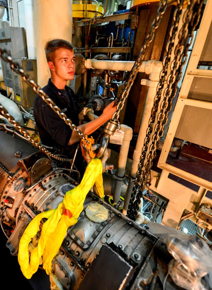 USS MONTEREY (CG 61) 130725-N-QL471-135 (9373880551)