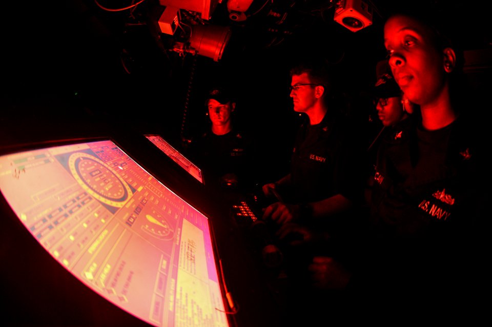 USS MONTEREY (CG 61) 130810-N-QL471-477 (9506144109)