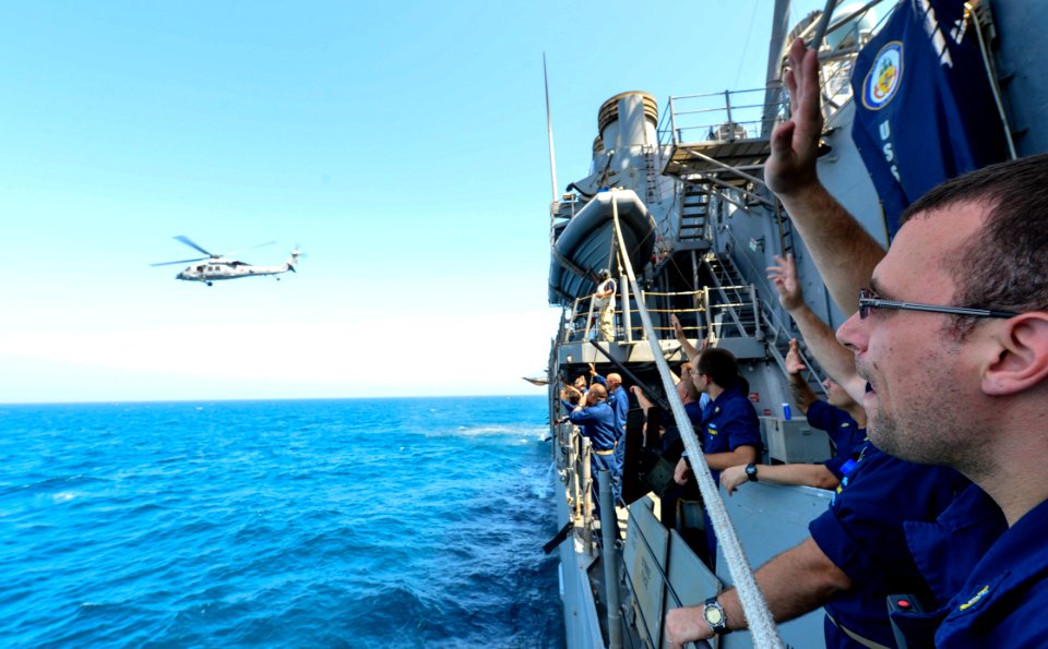 USS MONTEREY (CG 61) 130721-N-QL471-266 (9351676584)